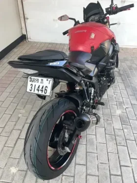 2011 Suzuki GSR750