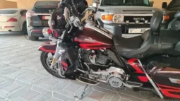 
										2017 Harley-Davidson CVO Limited 110 (FLHTKSE) full									