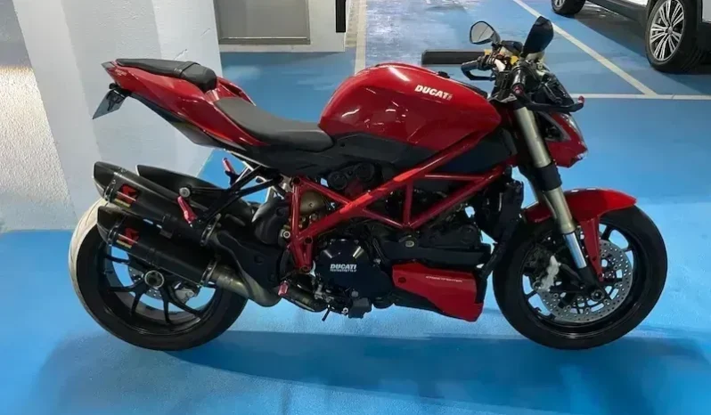 
								2014 Ducati Streetfighter 848 full									