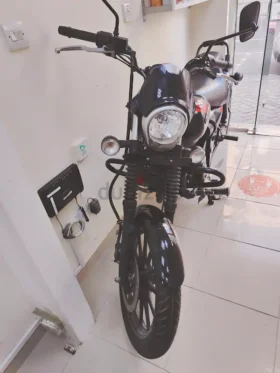 2018 Bajaj Priya