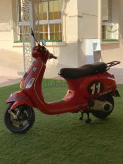 
										2012 Vespa LX 125 full									