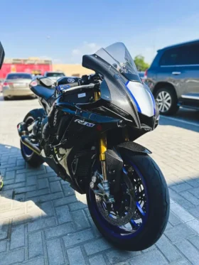 2021 Yamaha YZF-R1M