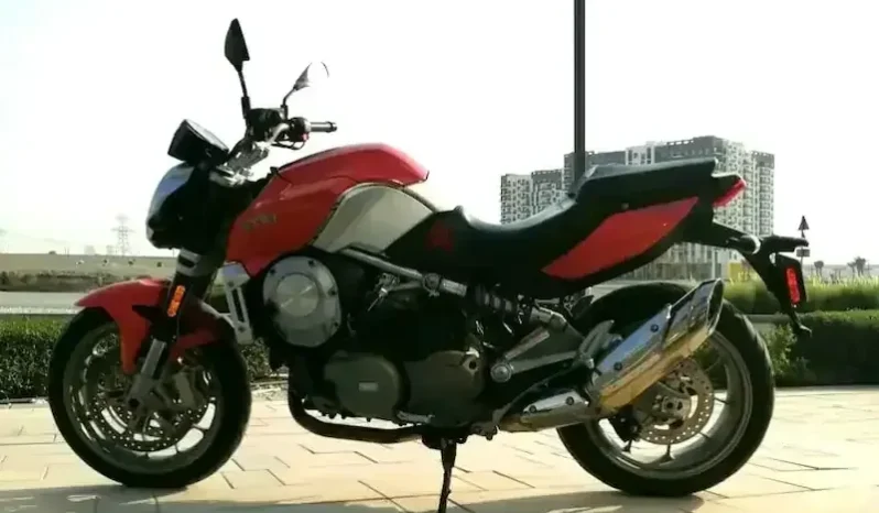 
								2009 Aprilia Mana 850 full									