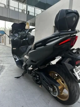 
										2021 Yamaha TMAX 560 (XP560E) full									