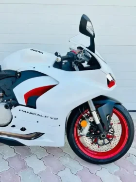 2021 Ducati Panigale V2