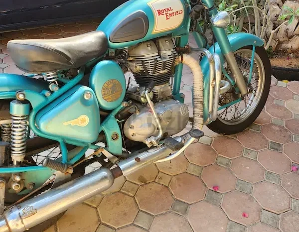 
								2010 Royal Enfield Classic 500 full									