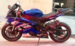 
										2013 Yamaha YZF-R6 full									