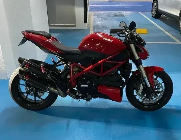 
								2014 Ducati Streetfighter 848 full									