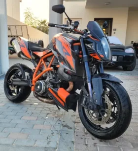 2010 KTM 990 Super Duke R