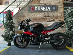 
										2015 Triumph Street Triple 675 full									