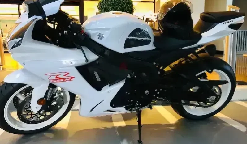 
								2020 Suzuki GSX-R600 full									