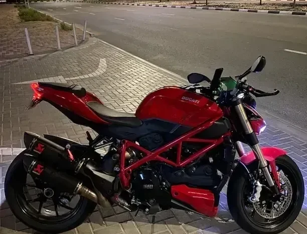 2014 Ducati Streetfighter 848