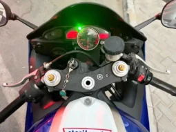 
										2013 Yamaha YZF-R6 full									