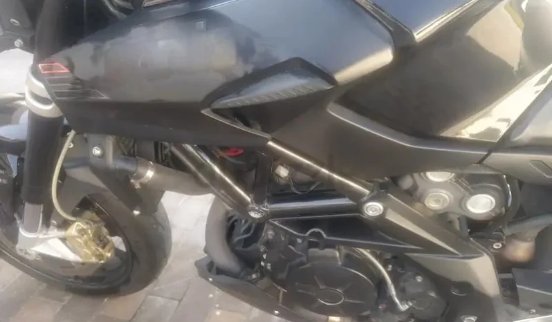 
								2015 Aprilia Shiver 750 full									